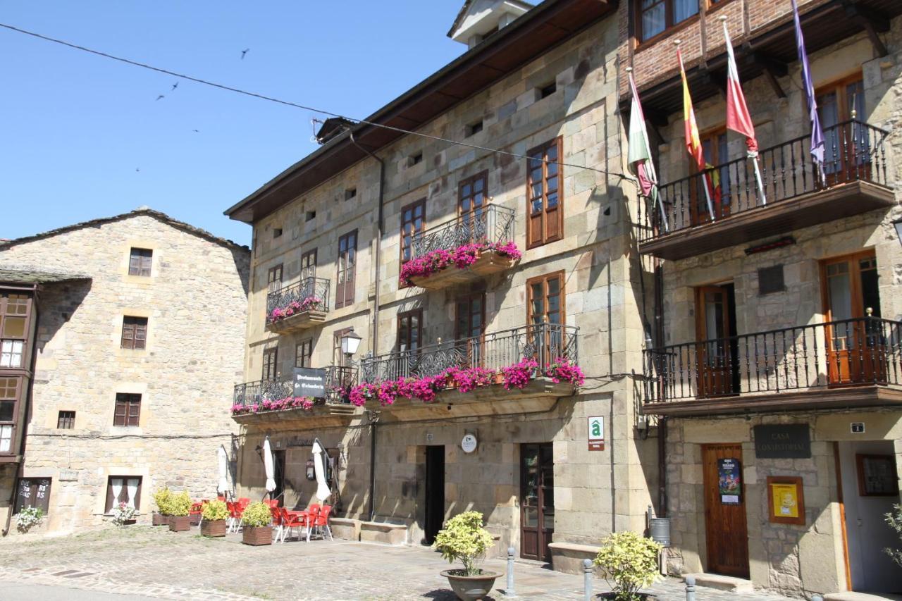 Posada Casa De Don Guzman Vega de Pas Buitenkant foto